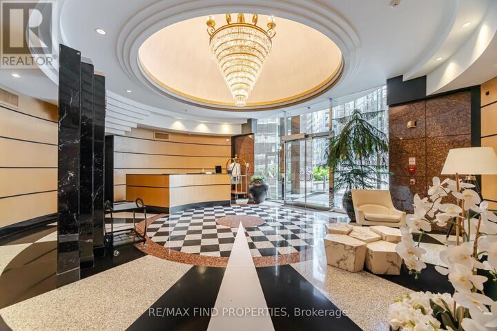Property Photo:  33 University Avenue 1203  ON M5J 2S7 