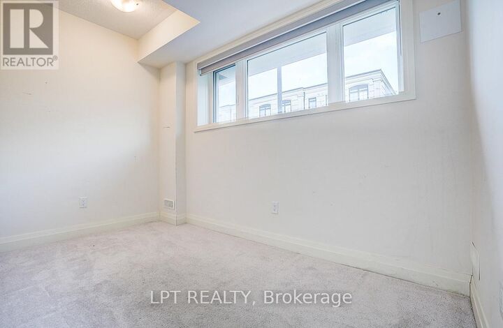 Property Photo:  84 William Saville Street  ON L3R 9S3 