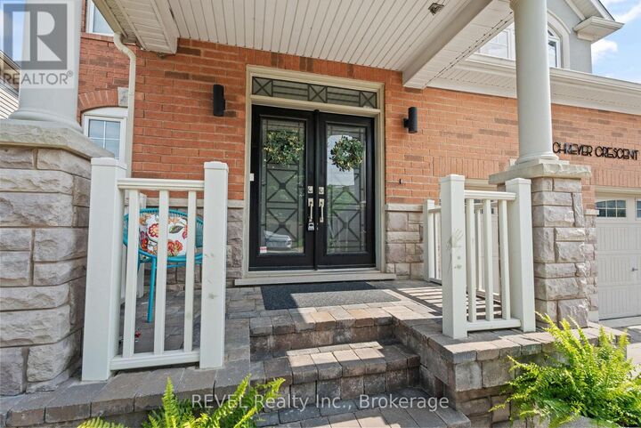 Property Photo:  401 Schreyer Crescent  ON L9T 7T2 