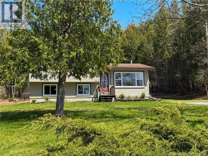 Property Photo:  8 Firefly Crescent  NB E2E 4P6 