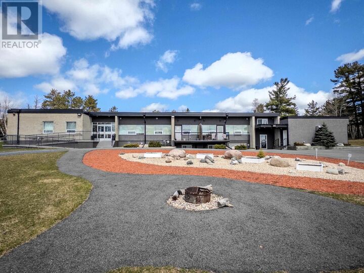 Property Photo:  201 100 First Avenue West  ON P9N 3Z7 