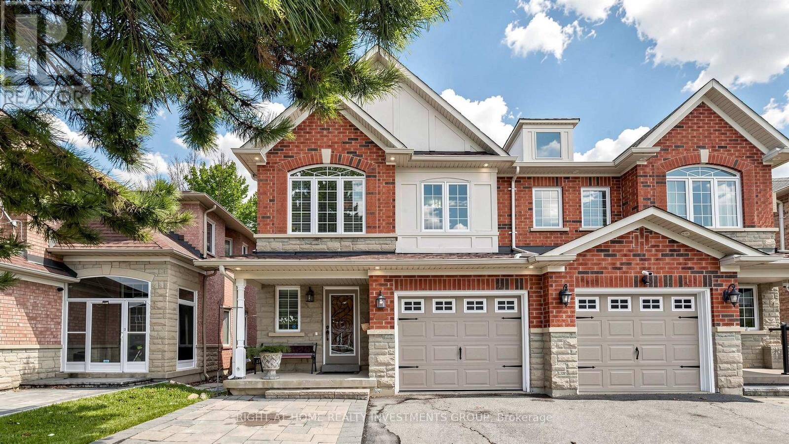 Property Photo:  48 Idyllwood Avenue  ON L4S 2P3 