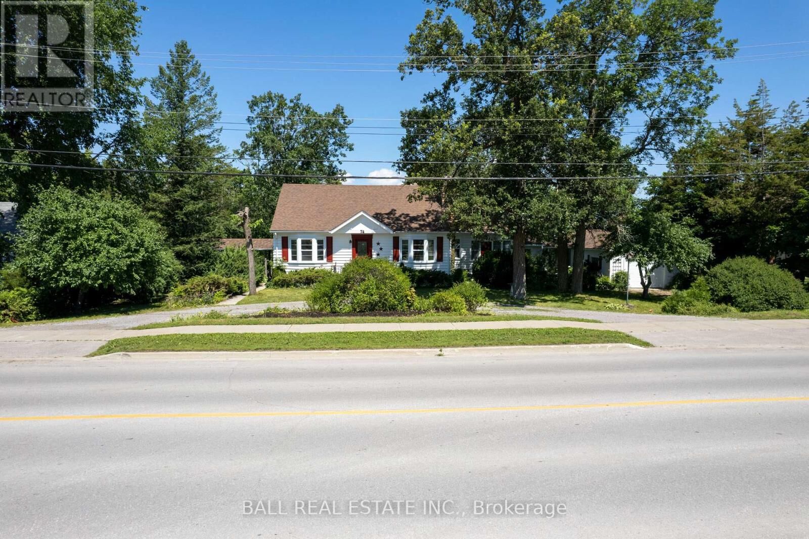 Property Photo:  74 King Street  ON K0M 1A0 