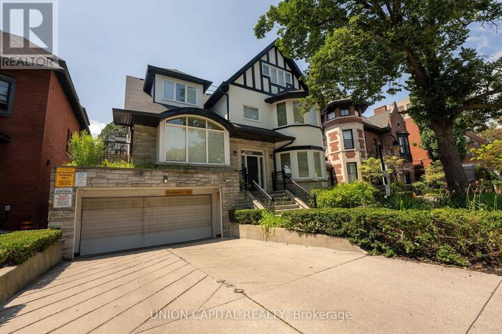 Property Photo:  230 St. George Street 1  ON M5R 2N5 