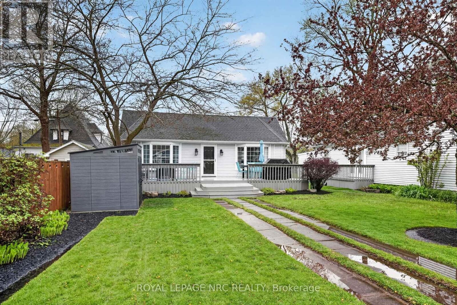 Property Photo:  291 Eastwood Avenue  ON L0S 1B0 