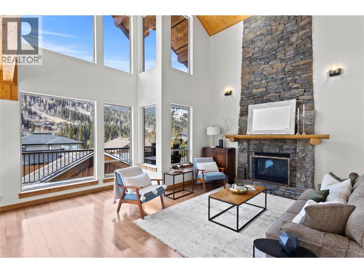 Property Photo: 2431 Fairways Drive BC V0E 5N0