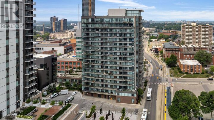 Property Photo:  85 Duke Street West 1507  ON N2H 0B7 