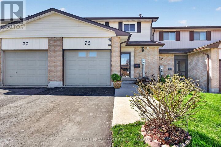 Property Photo:  75 Windfield Crescent  ON K7K 6G6 