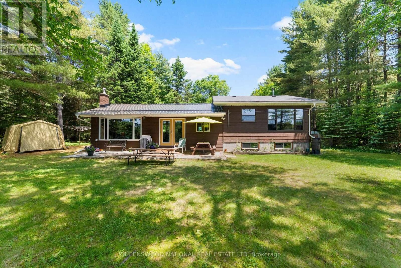 Property Photo:  618 River Road  ON K0J 1B0 