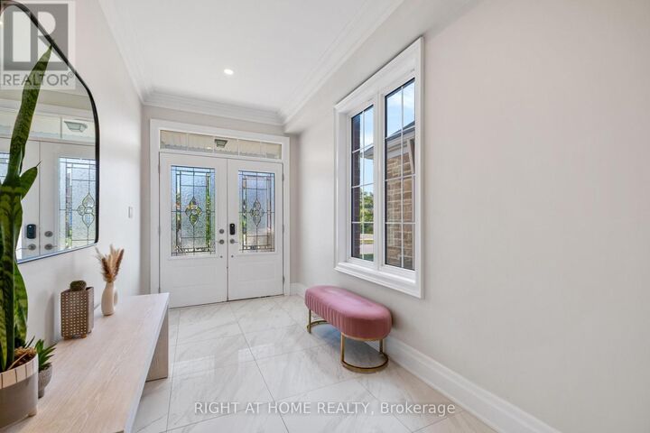 Property Photo:  20B Leafield Drive  ON M1W 2T2 