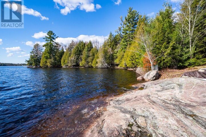 Property Photo:  764 East Bear Lake Road  ON P0A 1Y0 
