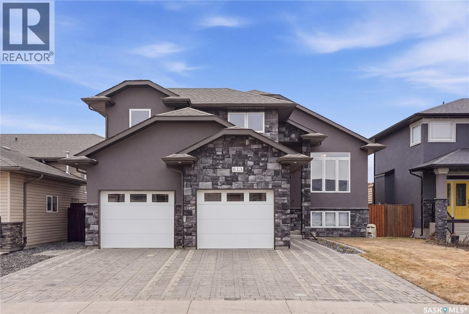 Property Photo:  613 Redwood Crescent  SK S0K 4S2 