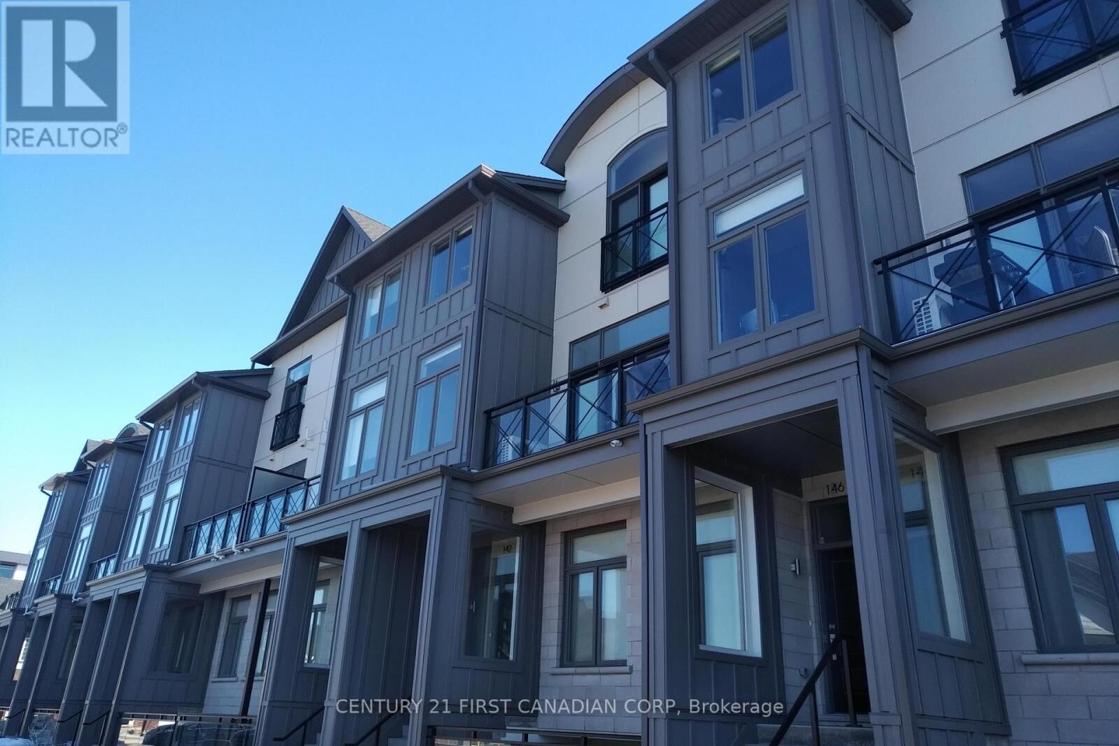 Property Photo:  275 Callaway Road 82  ON N6G 0M3 