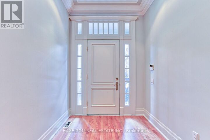 Property Photo:  23 Birch Avenue  ON M4V 1E1 