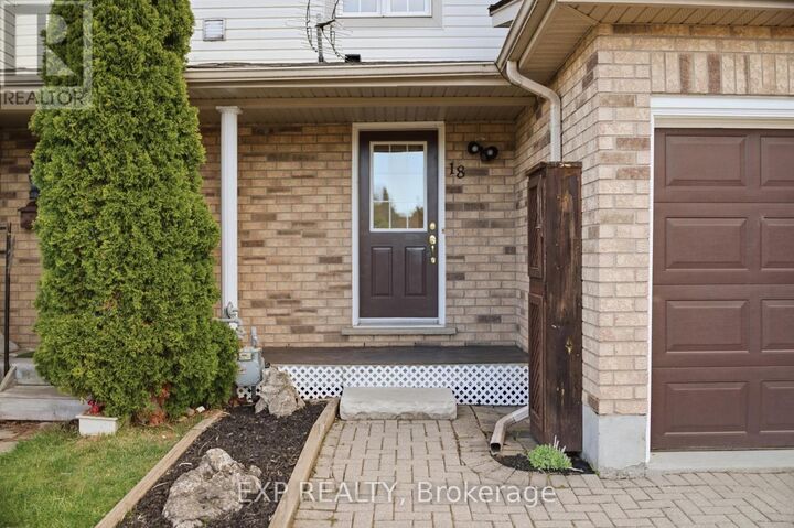 Property Photo:  18 Prosperity Drive  ON N2E 3Z2 