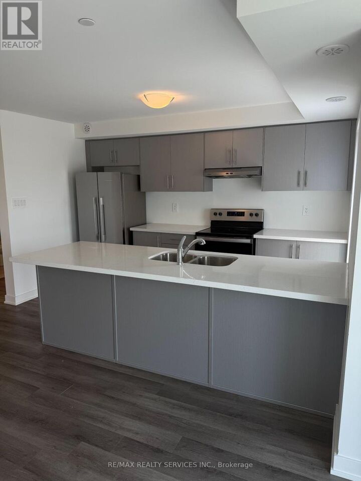 Property Photo:  5 Romilly Avenue 20  ON L7A 5L8 