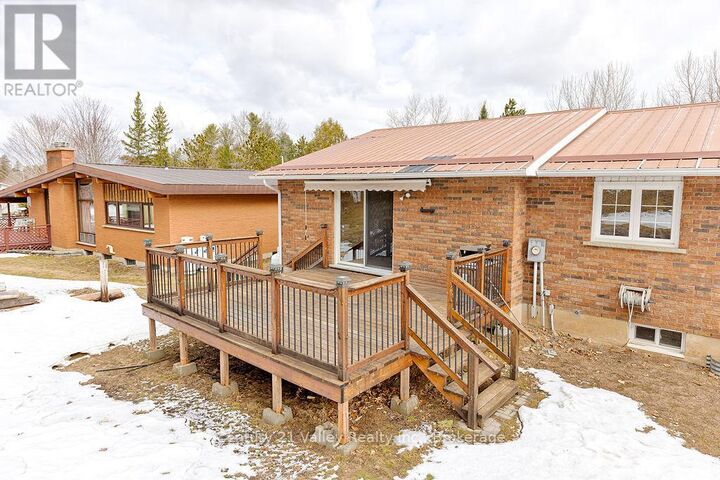 Property Photo:  107 Augsburg Road  ON K0J 1T0 