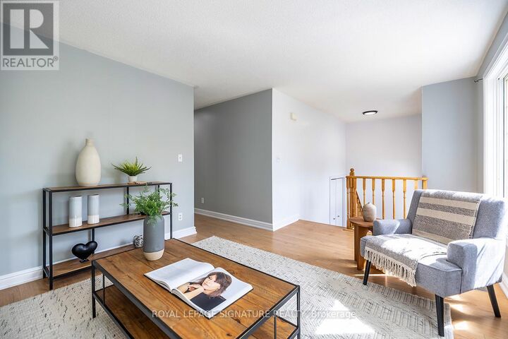 Property Photo:  23 Faraday Gardens  ON K8P 5J5 
