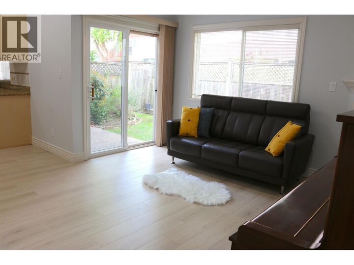 Property Photo:  7433 St. Albans Road 3  BC V6Y 2K5 