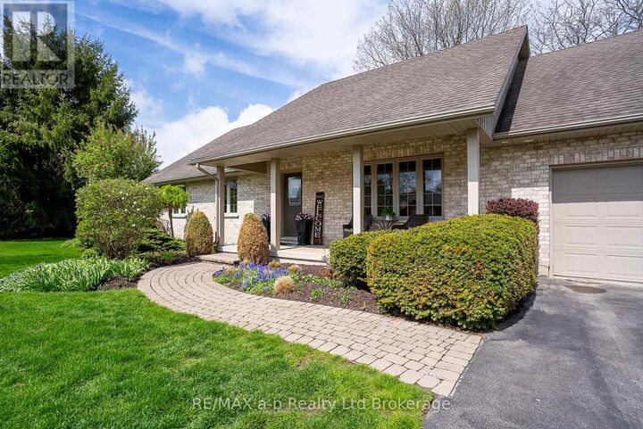 Property Photo:  4 Otterview Drive  ON N0J 1R0 