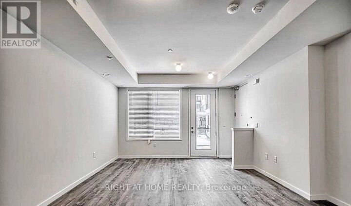Property Photo:  600 Alex Gardner Circle 111  ON L4G 3G5 