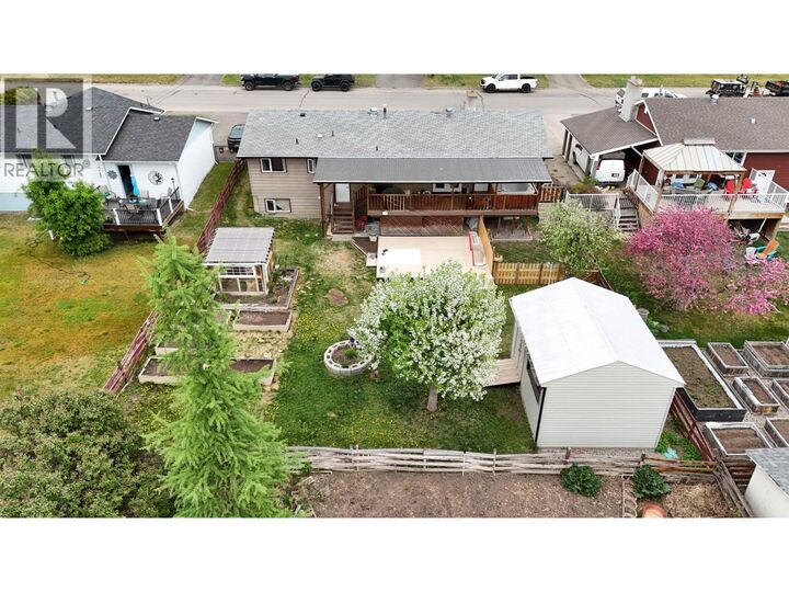 Property Photo:  1035 Pigeon Avenue  BC V2G 2B8 