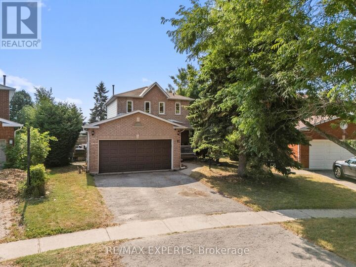 Property Photo:  11 Penton Drive  ON L4N 7A3 
