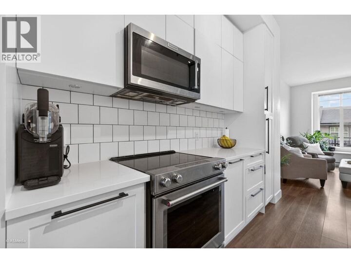 Property Photo:  3552 Victoria Drive 44  BC V3E 0N7 