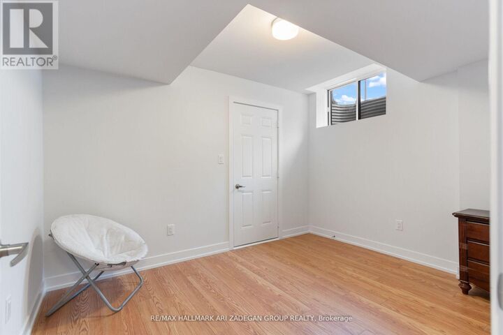 Property Photo:  603 Riverland Avenue Lf  ON L6B 0V3 