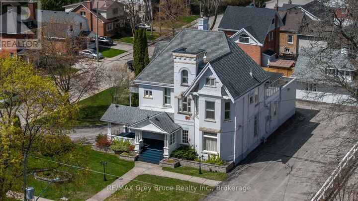 Property Photo:  1178 4th Avenue West  ON N4K 4W5 