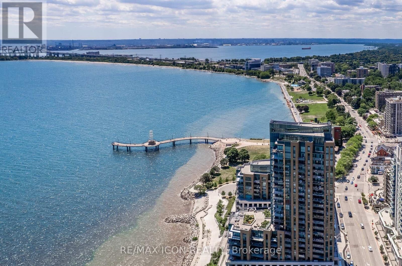 Property Photo:  2060 Lakeshore Road 602  ON L7R 0G2 