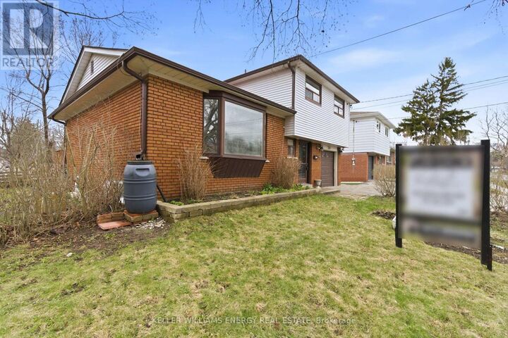 Property Photo:  20 Ravenview Drive  ON M1E 3M1 