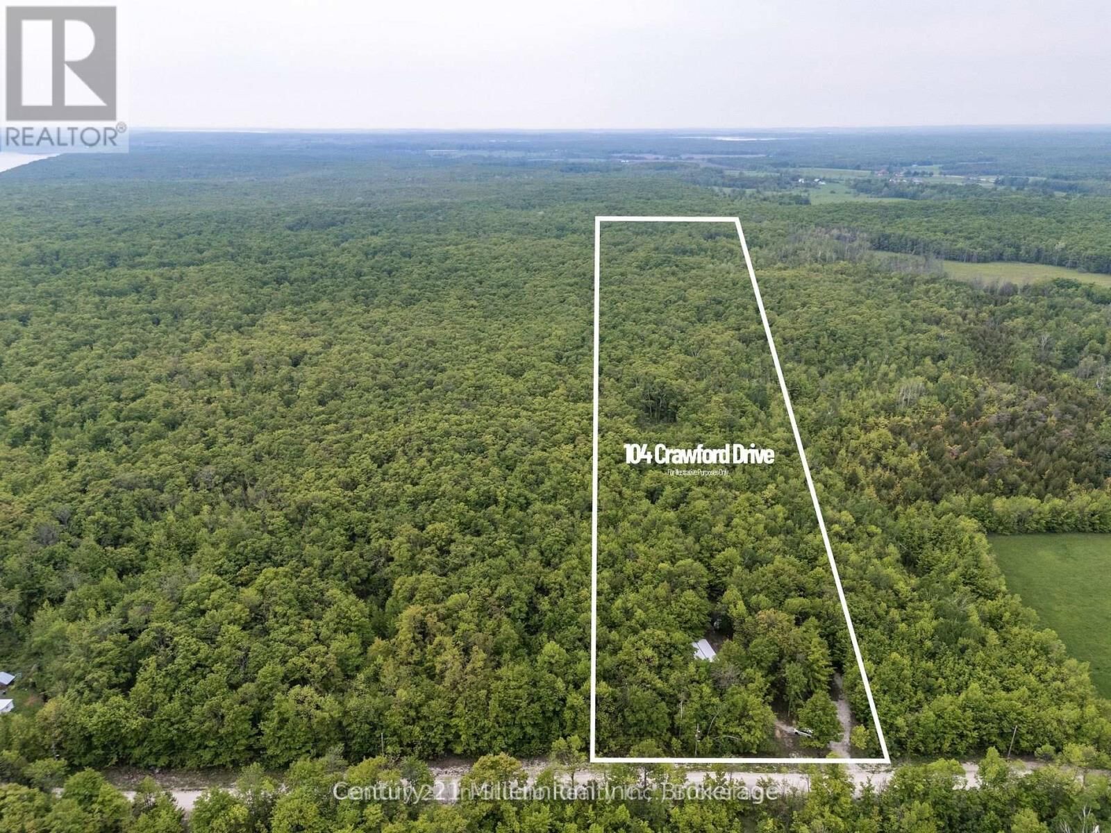 Property Photo:  104 Crawford Drive  ON N0H 2T0 