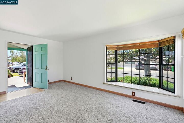 Property Photo:  15184 Andover St  CA 94579 