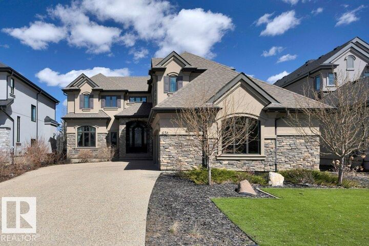 Property Photo:  631 Howatt Drive SW  AB T6W 2T6 