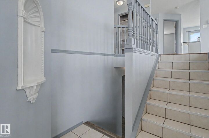 Property Photo:  1 Deer Park Road  AB T7X 3K2 