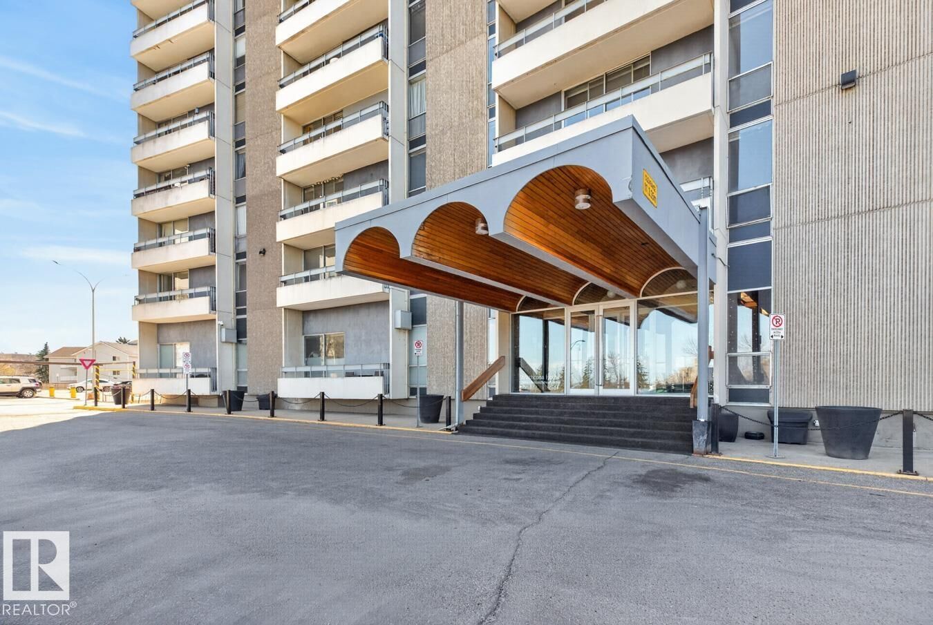 Property Photo:  10883 Saskatchewan Drive NW 606  AB T6E 4S6 