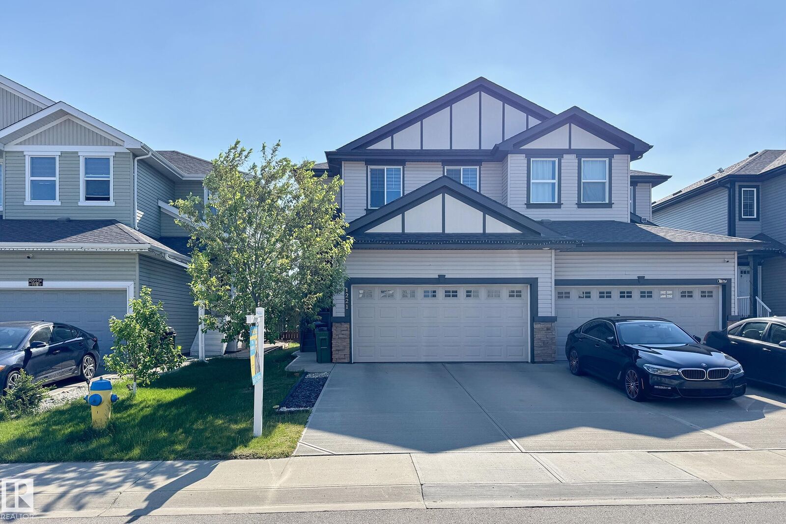 Property Photo:  1221 27 Street NW  AB T6T 2J2 