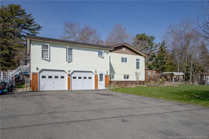 Property Photo:  38 Fern Avenue  NB E5K 2N8 