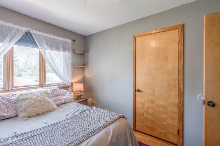 Property Photo:  502 N 21st Street  ND 58501 