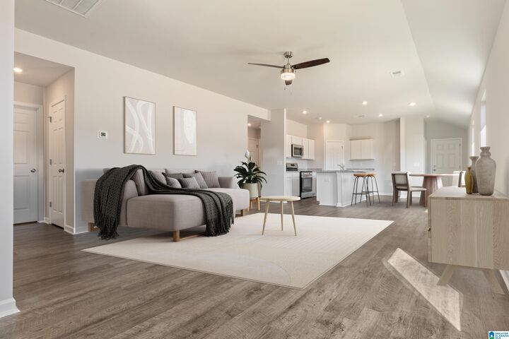 Property Photo: 945 Stagecoach Road AL 35085