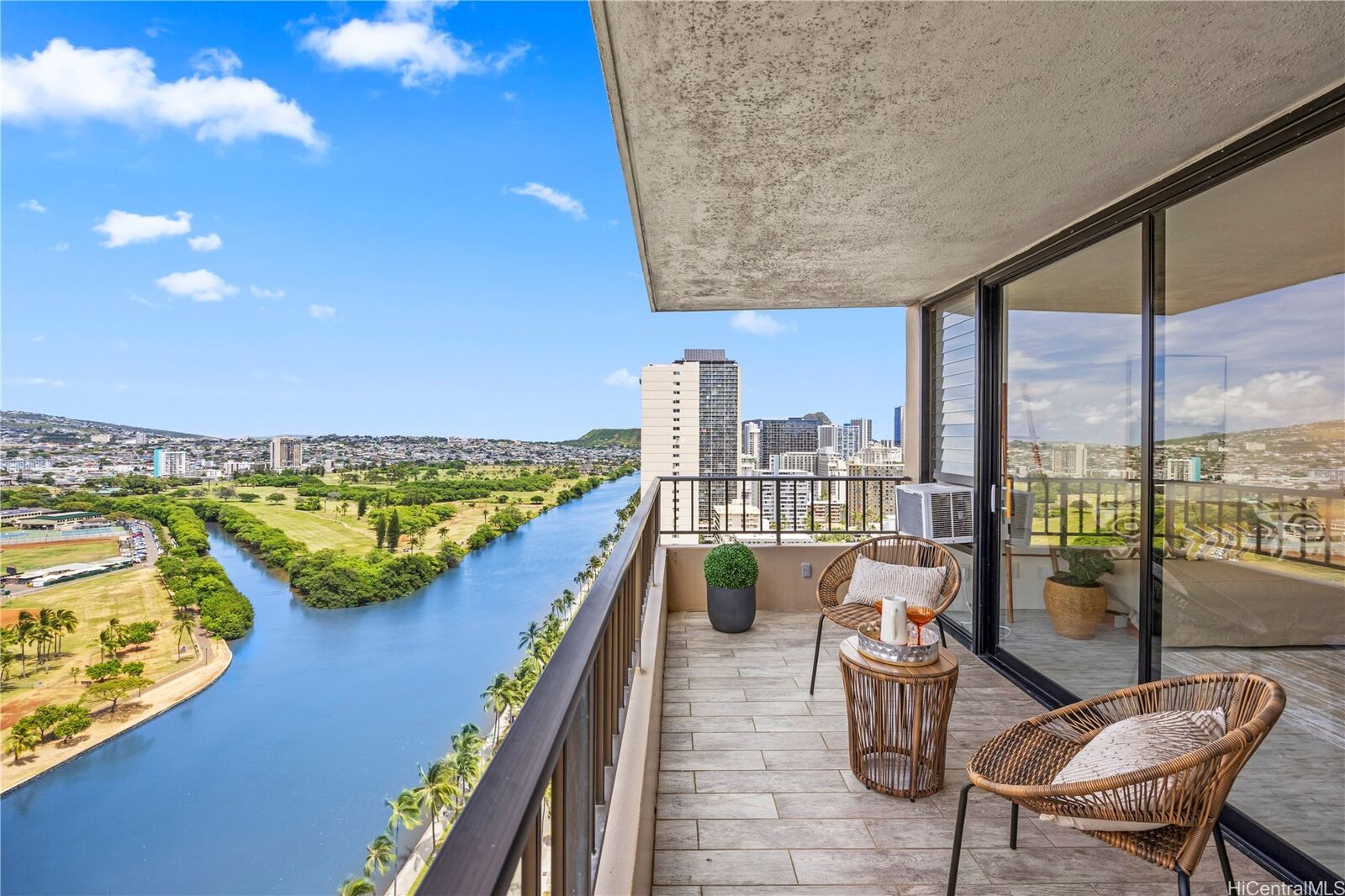 Property Photo:  2121 Ala Wai Boulevard 2506  HI 96815 