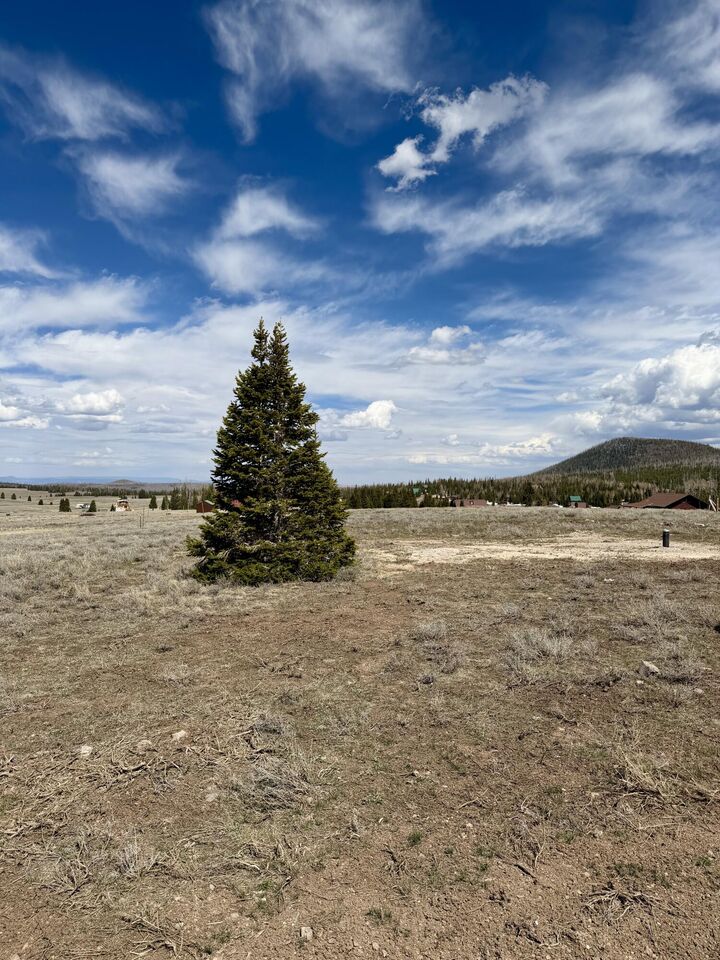 Property Photo:  2927 S 2225 E &Amp 2928 S 2275 E  UT 84719 