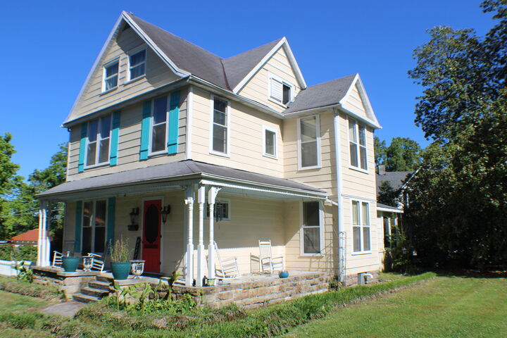 Property Photo:  207 Arthur Heights  KY 40965 