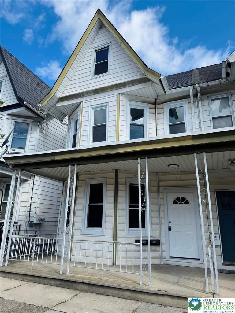 Property Photo:  1343 Washington 2  PA 18042 