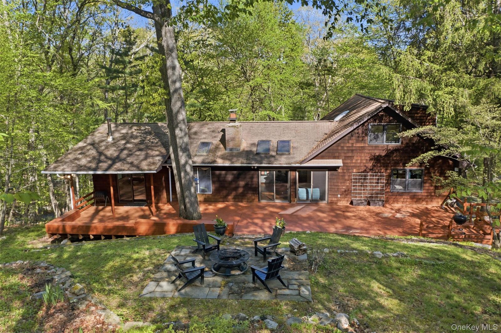 Property Photo:  8 Upper Shad Road  NY 10576 