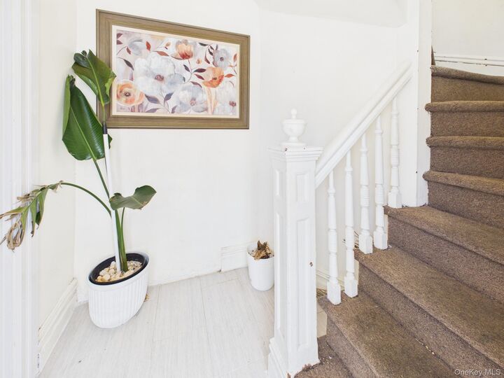 Property Photo:  129 Morningside Place  NY 10703 