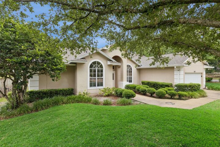 Property Photo:  247 N Mounts Bay Court  FL 32779 