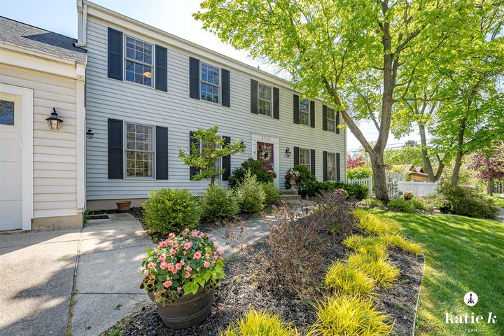 Property Photo:  2538 Beechwood Drive  MI 49506-4255 