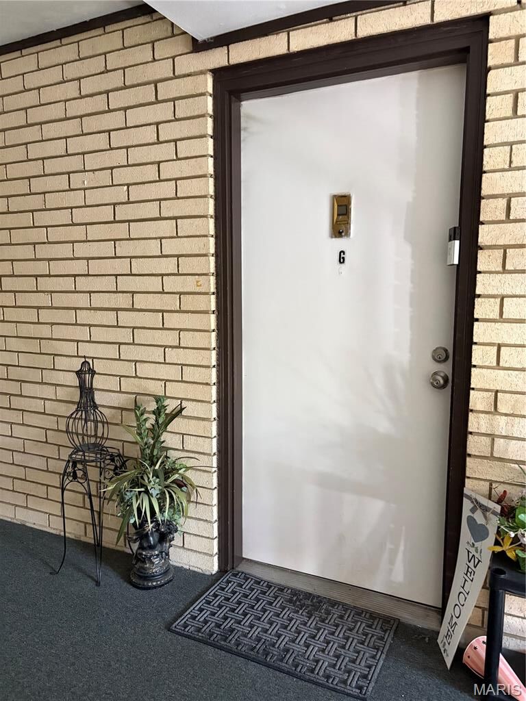 Property Photo: 138 Shadalane Walk G MO 63011